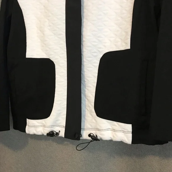 Alia Jacket - Picture 7 of 11